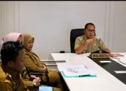 Kadinkes Dampingi Walikota Danny Saat Wawancara Oleh Tim Penyusun Panduan Pembangunan Daerah Prabowo-Gibran Secara Virtual