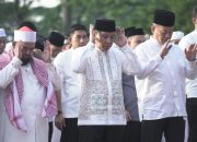 Walikota Danny Pomanto Salat Id Bersama Warga Makassar di Karebosi: Semangat Berkurban Makin Baik