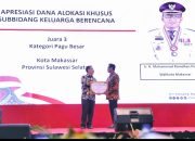 Realisasi dan Serapan Anggaran Tinggi BOKB, PJ Sekda Makassar Terima Penghargaan dari BKKBN