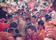 Indira Yusuf Ismail Hadirkan Kehangatan di Tengah Pesta Rakyat Tiga Kecamatan