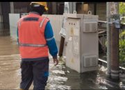 PLN Siaga Untuk Amankan Pasokan Listrik di Soppeng dan Sidrap Terdampak Banjir
