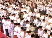 Pemkot Makassar Gelar Sholat Subuh di Anjungan Pantai Losari, Camat Mariso : Apresiasi Momentum Ini