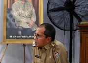 Melayat ke Rumah Duka Almarhum Alwi Hamu, Danny Beri Dukungan Moril dan Kenang Kebersamaannya